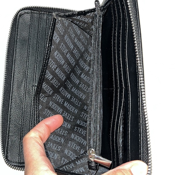 Steve Madden Clutch wallet - Picture 4 of 6
